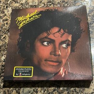 Michael Jackson Jigsaw Puzzle - Over 500 Pieces